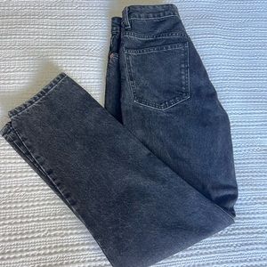 Zara mom Jean